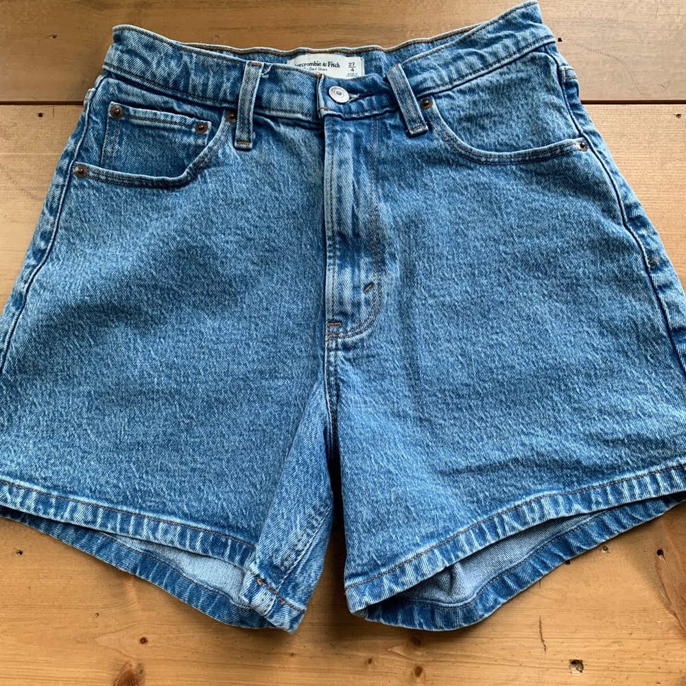 Abercrombie dad shorts curve love